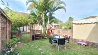 Backyard of property in Meer En See