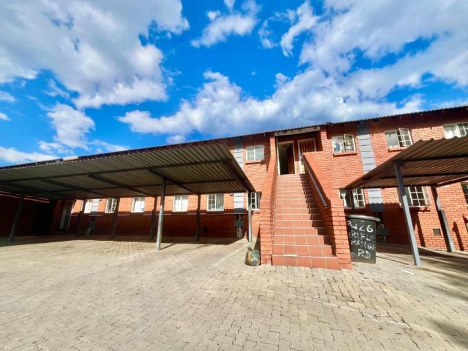 2 Bedroom Simplex for Sale For Sale in Forest Hill - JHB - MR678492