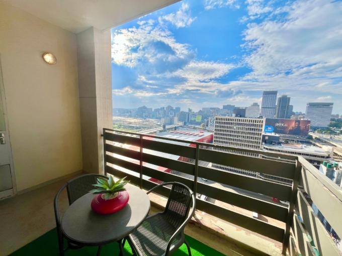 2 Bedroom Apartment for Sale For Sale in Braamfontein - MR678493
