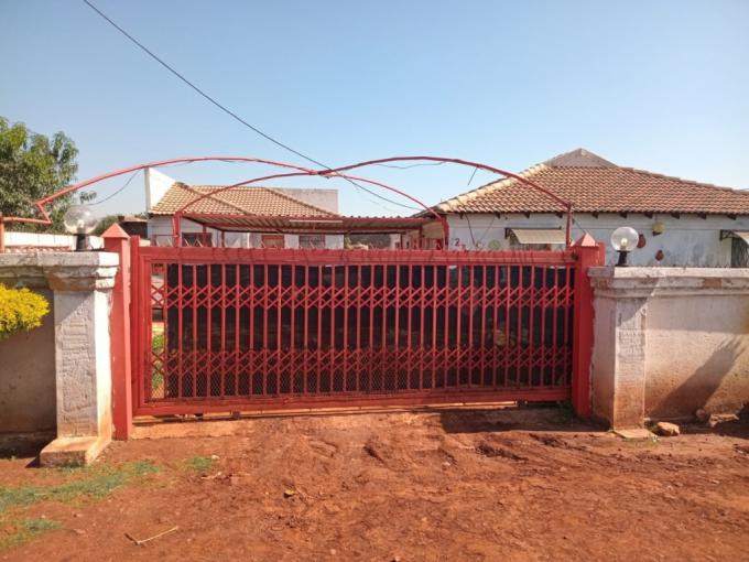 5 Bedroom House for Sale For Sale in Ga-Rankuwa - MR678524
