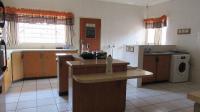 Kitchen - 38 square meters of property in Glenharvie
