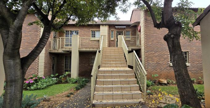 2 Bedroom Apartment for Sale For Sale in Mooikloof Ridge - MR678539