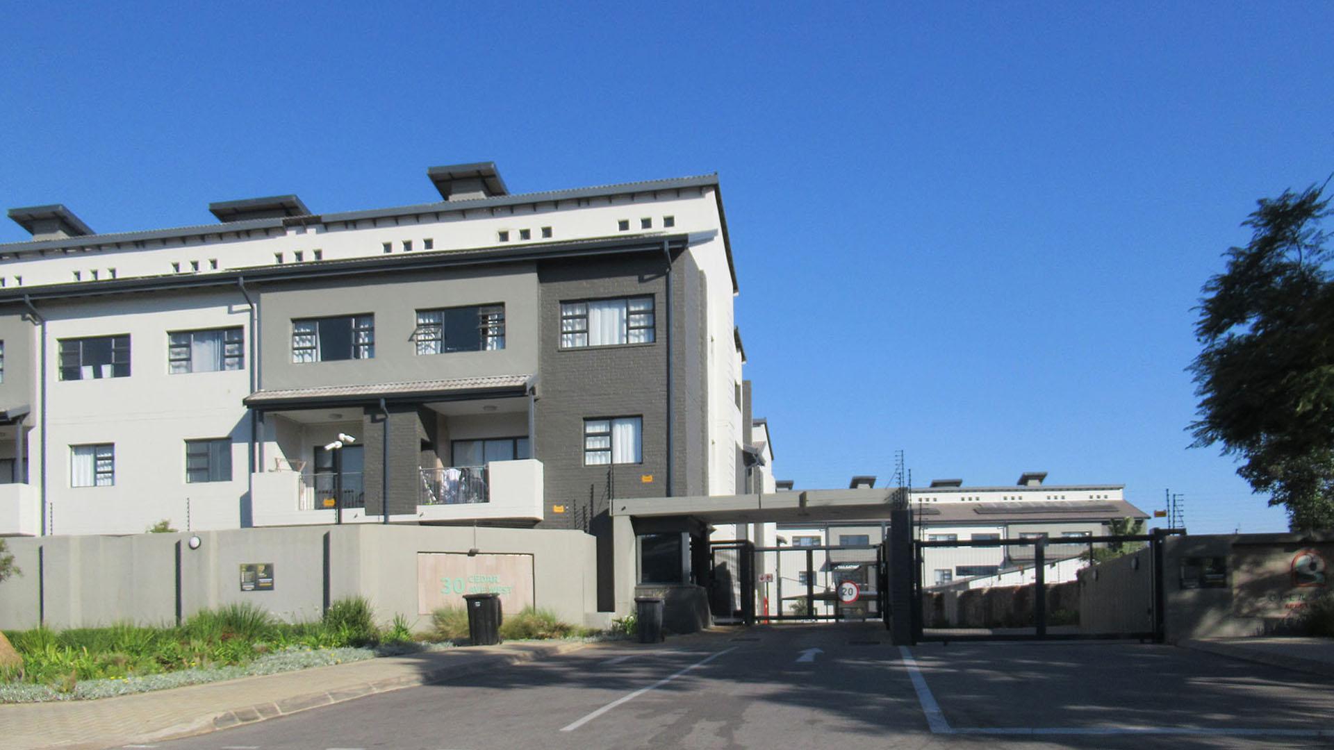 Front View of property in Witkoppen