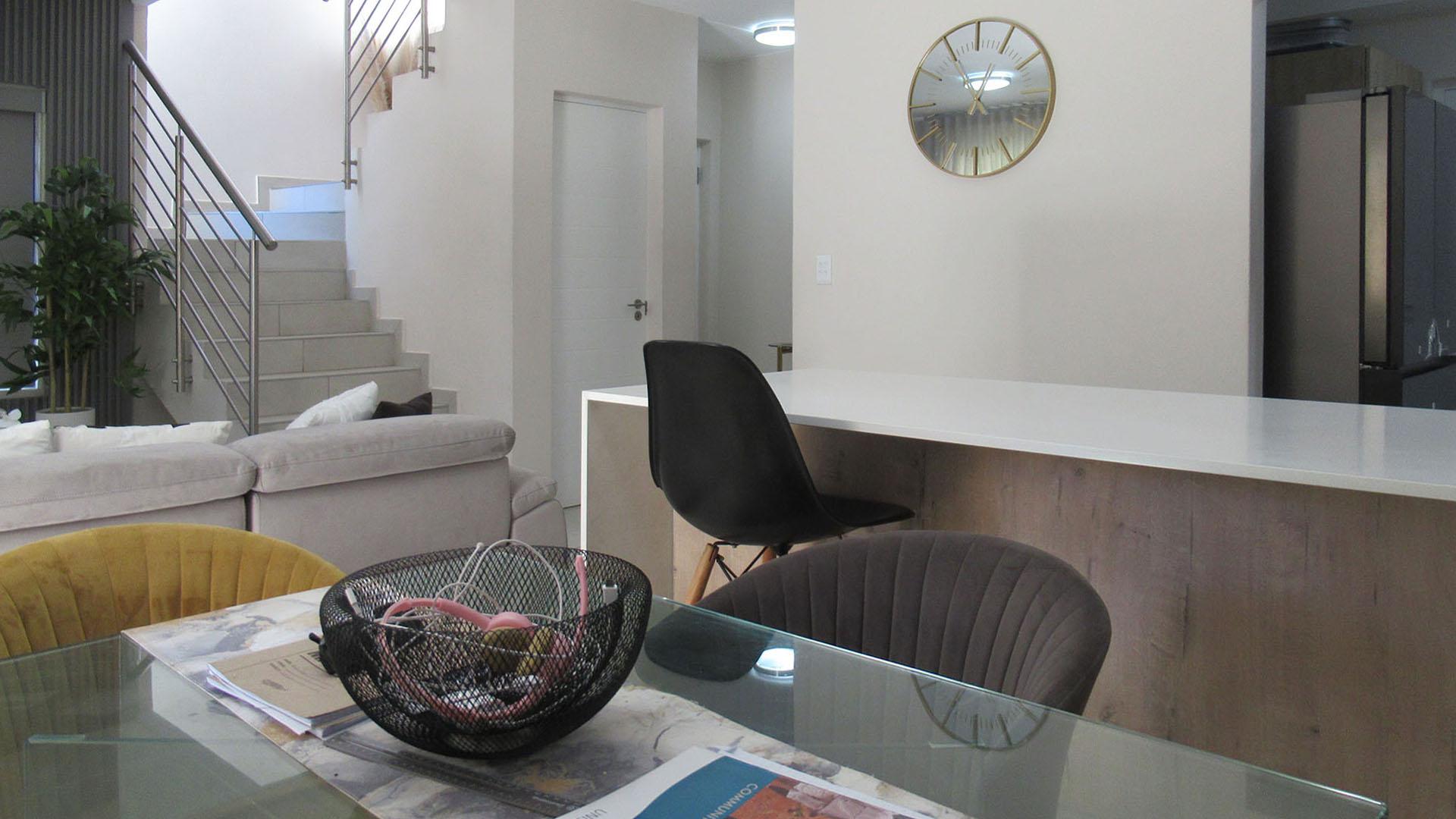 Dining Room - 9 square meters of property in Witkoppen