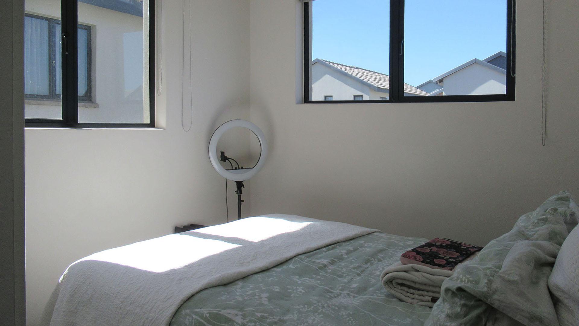 Bed Room 1 - 13 square meters of property in Witkoppen