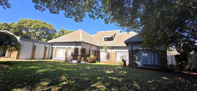 5 Bedroom House for Sale For Sale in Elarduspark - MR678543