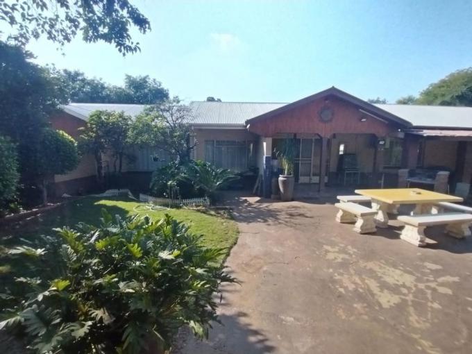 7 Bedroom House for Sale For Sale in Rustenburg - MR678609