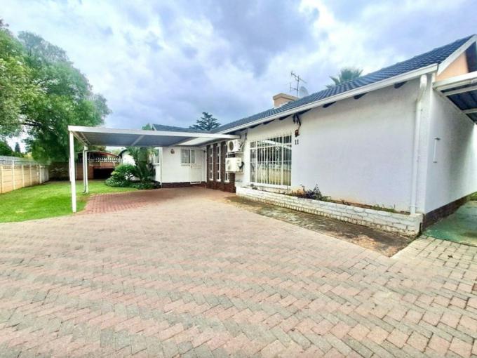 4 Bedroom House for Sale For Sale in Brackenhurst - MR678625