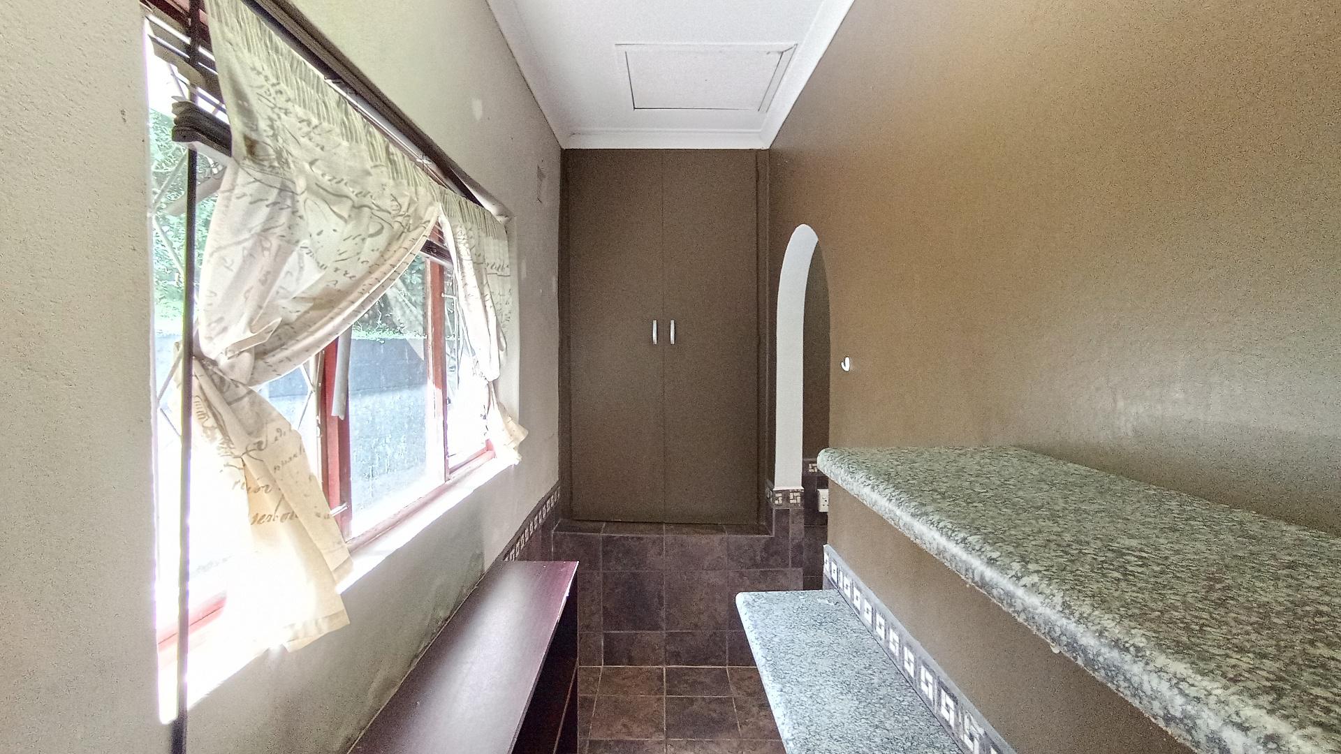 Spaces - 10 square meters of property in Umtentweni