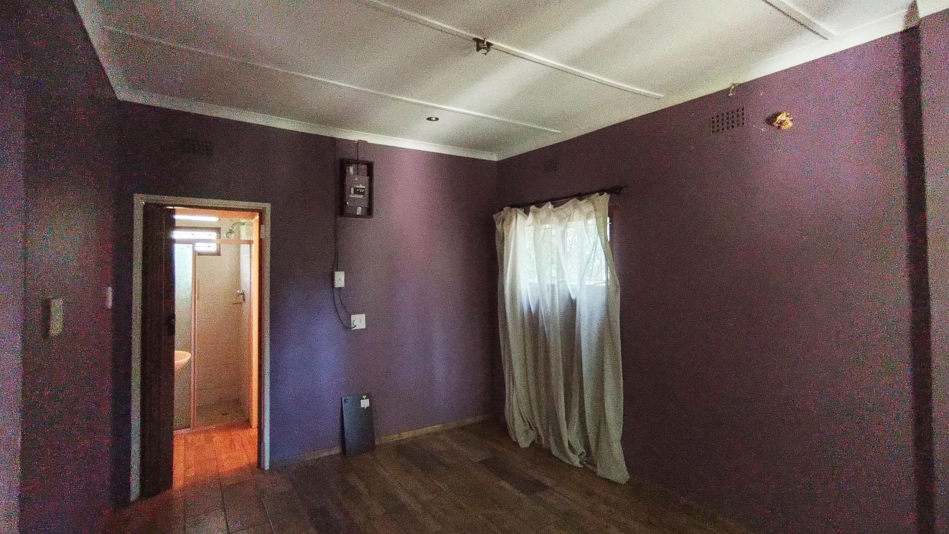 Flatlet - 47 square meters of property in Umtentweni