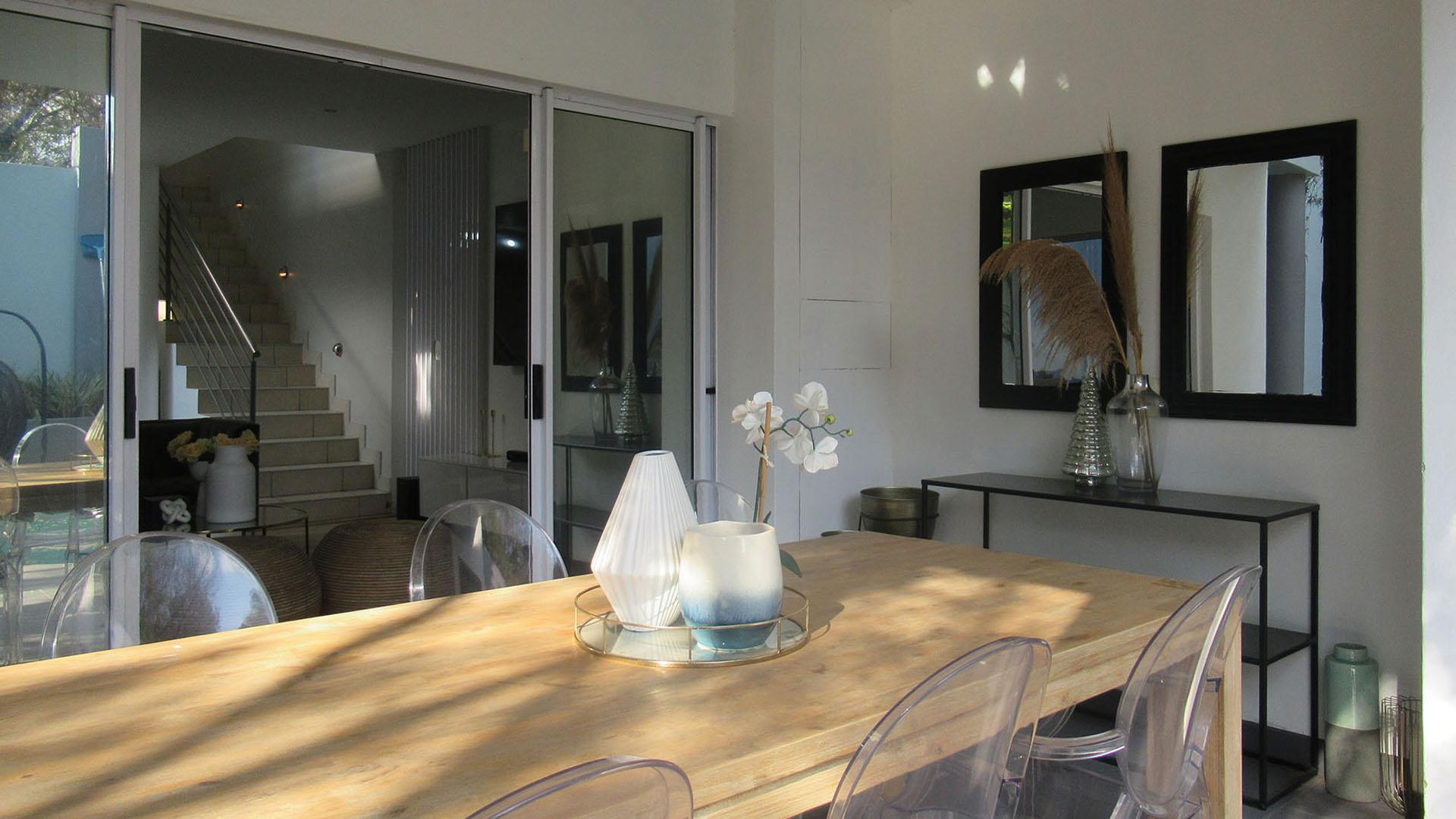 Patio - 15 square meters of property in Ferndale - JHB