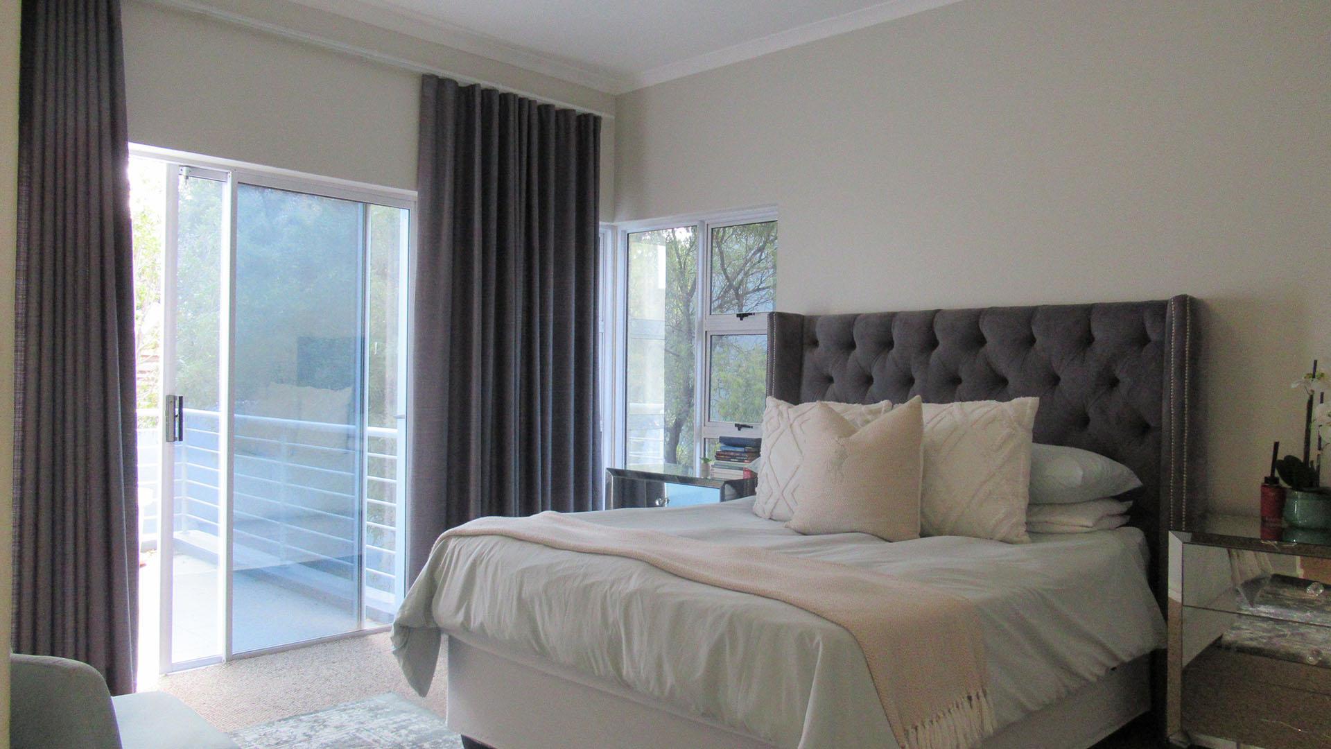 Main Bedroom - 22 square meters of property in Ferndale - JHB