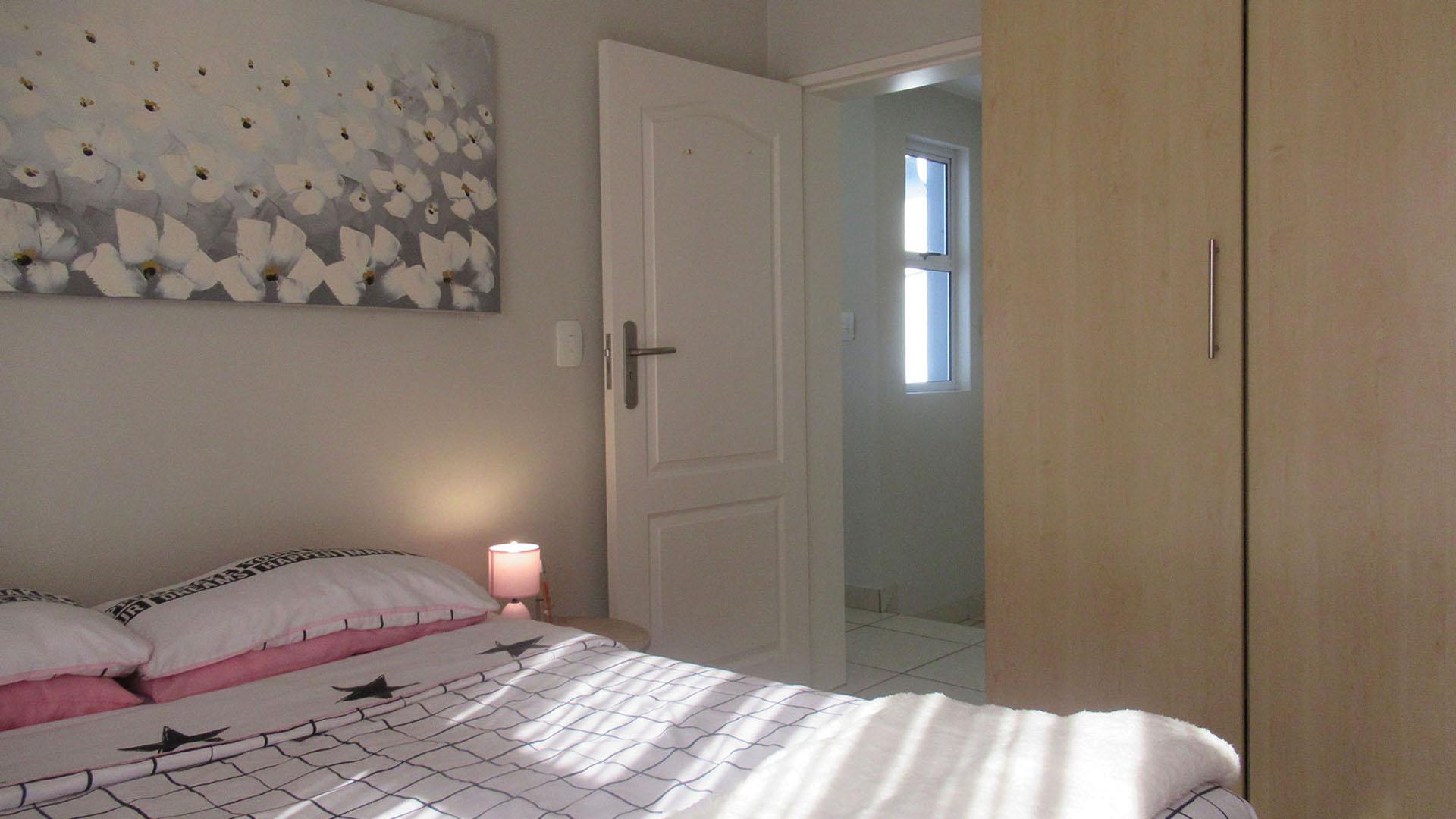 Bed Room 1 - 12 square meters of property in Ferndale - JHB