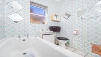 Bathroom 1 of property in Wynberg - CPT