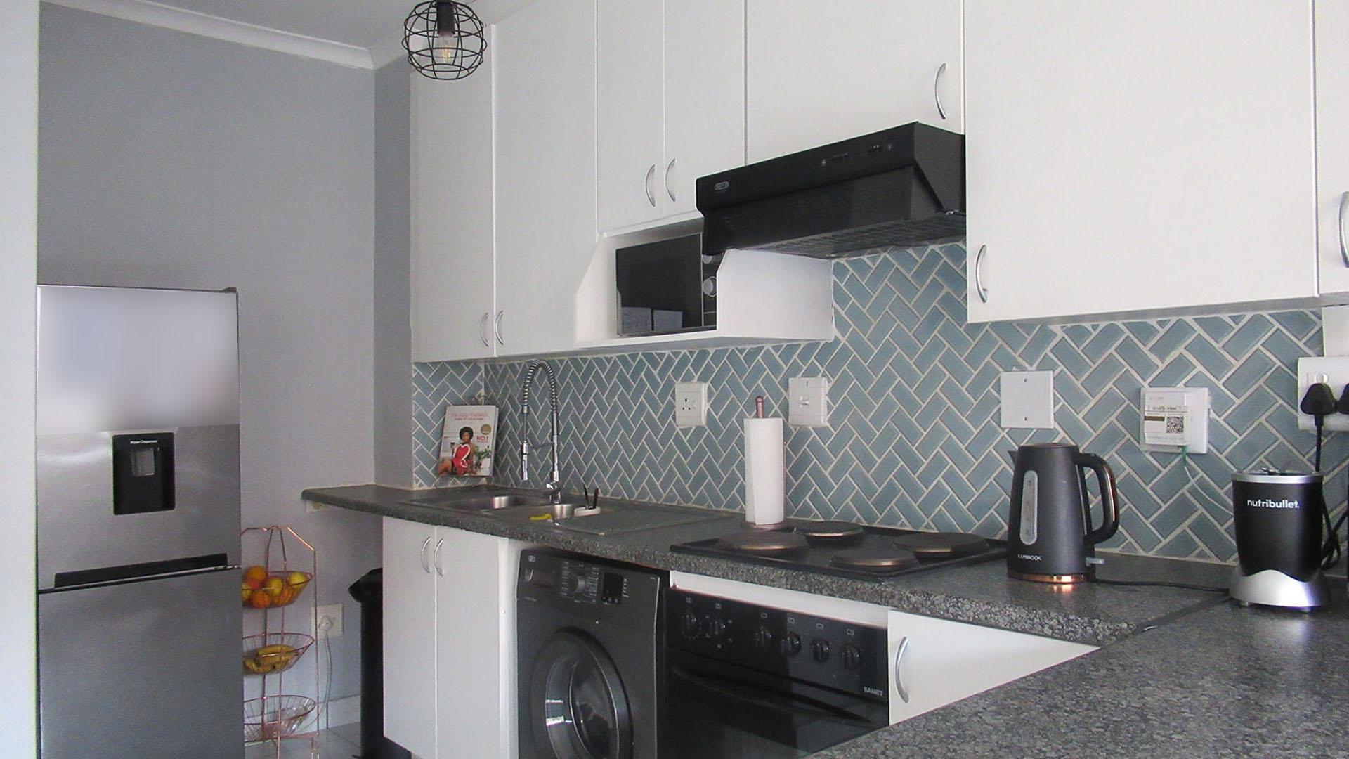 Kitchen - 7 square meters of property in Noordhang