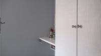 Main Bedroom - 15 square meters of property in Noordhang
