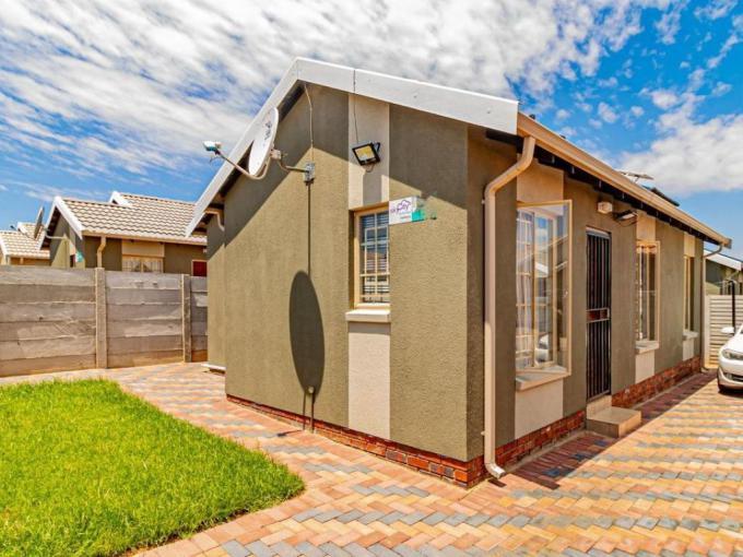 3 Bedroom House for Sale For Sale in Alberton - MR678701