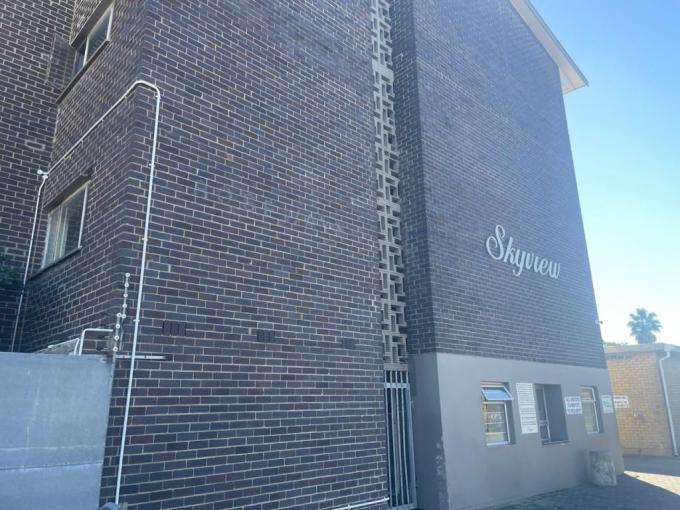 3 Bedroom Apartment for Sale For Sale in Southernwood - MR678728