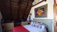 Bed Room 1 - 15 square meters of property in Douglasdale