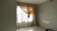 Bed Room 2 - 8 square meters of property in The Orchards