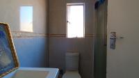 Bathroom 1 - 4 square meters of property in The Orchards