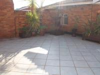  of property in Bedford Gardens