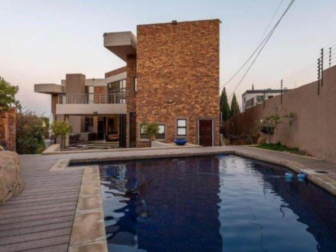 6 Bedroom House for Sale For Sale in Meyersdal - MR678771