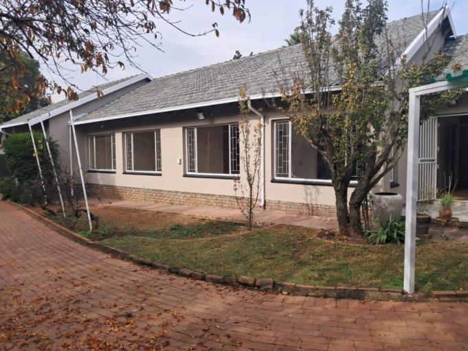 4 Bedroom House for Sale For Sale in Randhart - MR678772