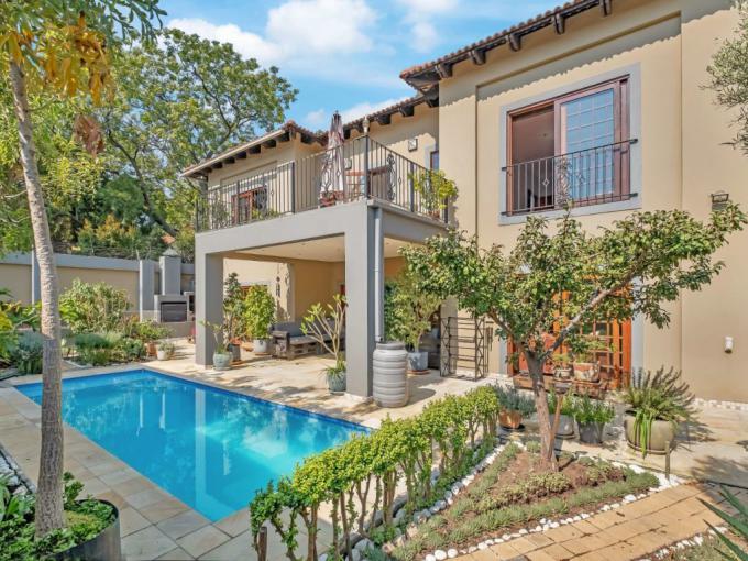 4 Bedroom House for Sale For Sale in Bryanston - MR678788