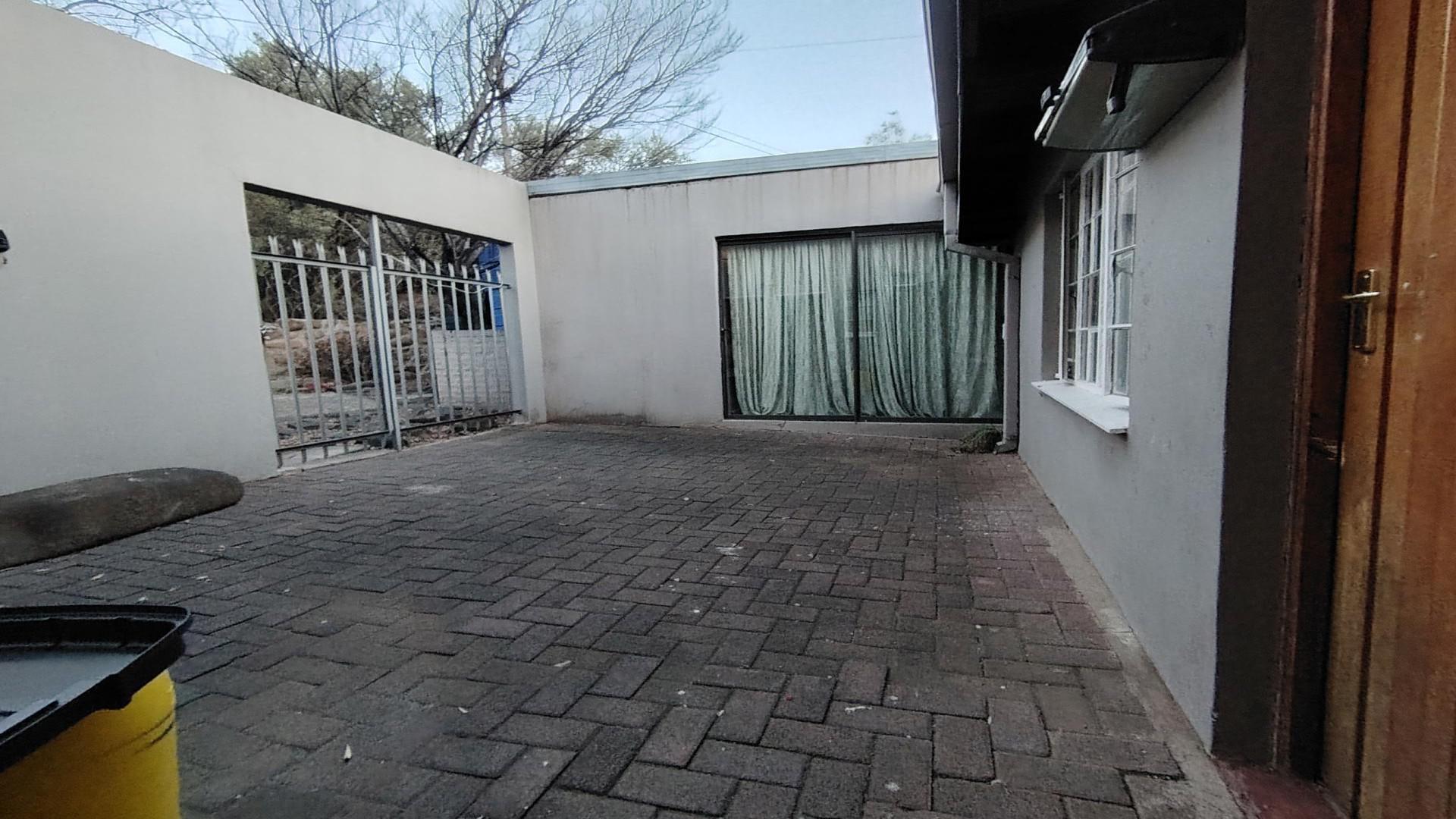 Backyard of property in Bloemfontein