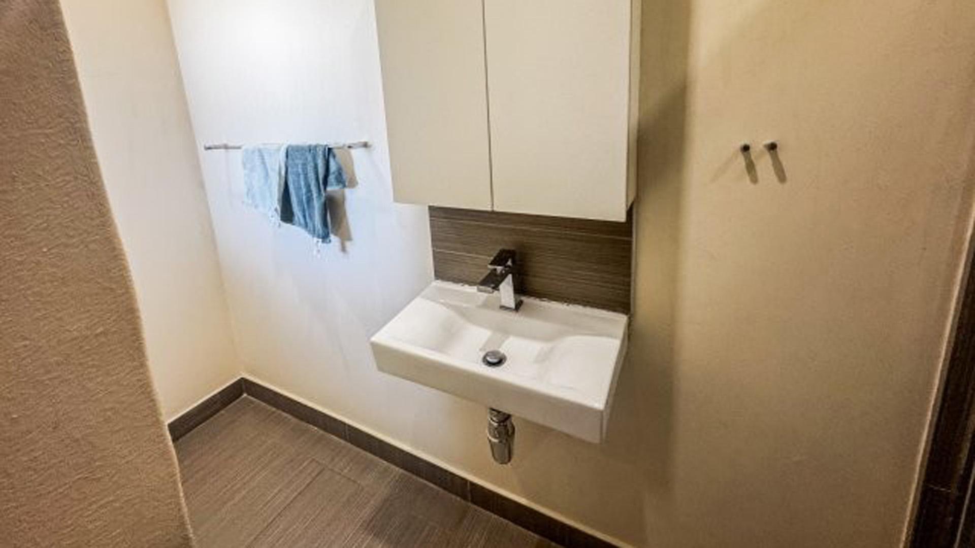 Bathroom 2 of property in Winterstrand