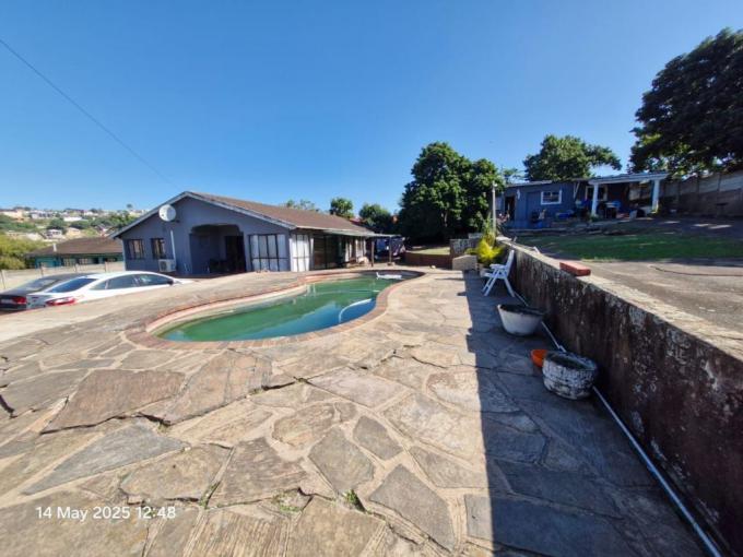 4 Bedroom House for Sale For Sale in Mount Vernon  - MR678869