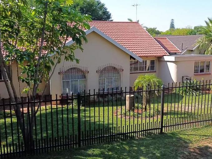 4 Bedroom House for Sale For Sale in Sinoville - MR678884