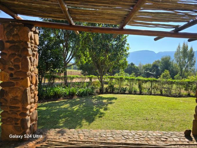 2 Bedroom House to Rent in Hartbeespoort - Property to rent - MR678917
