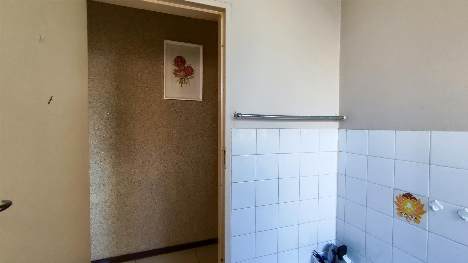 Bathroom 2 - 3 square meters of property in Vanderbijlpark