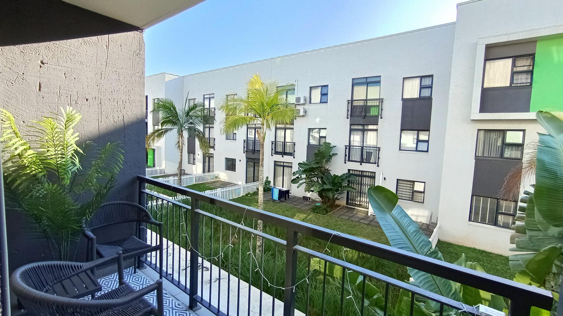 Patio of property in Ballitoville