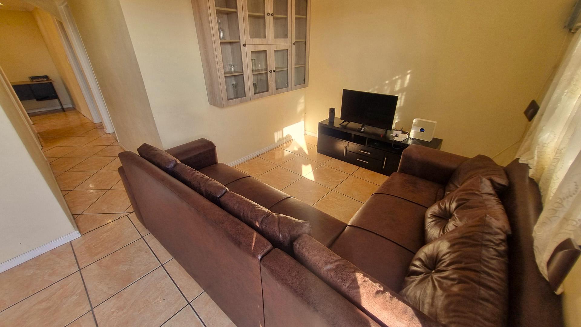 Lounges of property in Khayelitsha