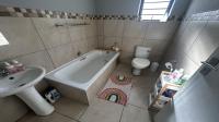 Bathroom 1 of property in Albertsdal