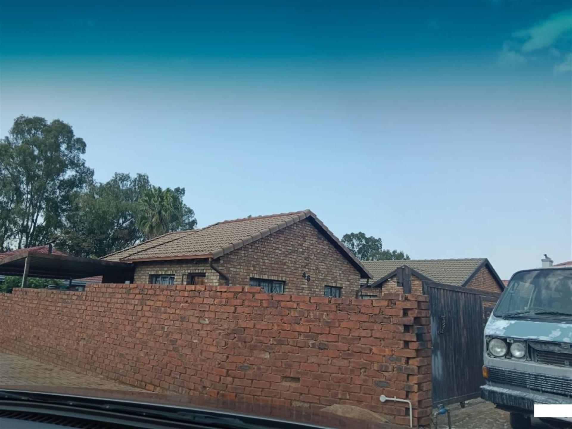 Front View of property in Philip Nel Park