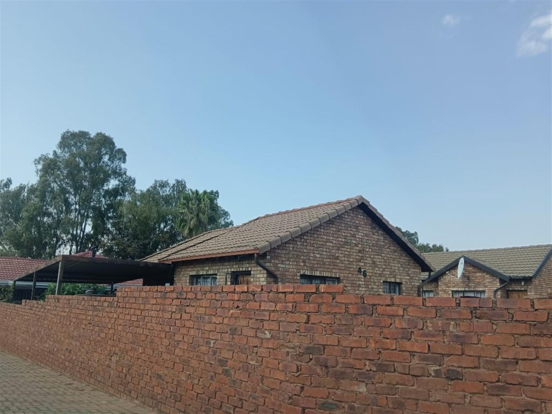 Front View of property in Philip Nel Park
