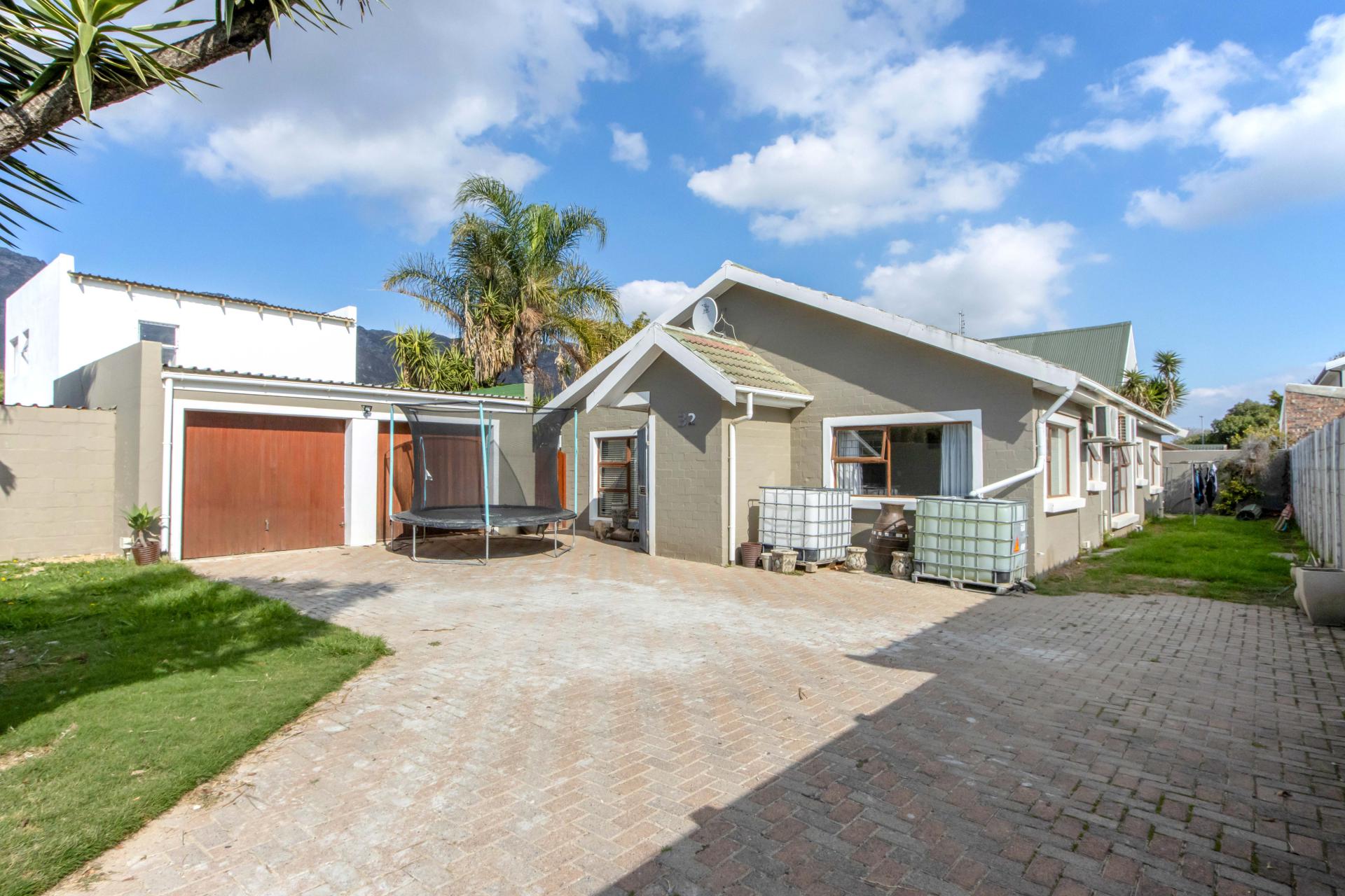  of property in Gordons Bay