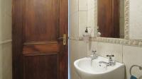 Guest Toilet - 3 square meters of property in Broadacres