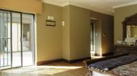 Main Bedroom - 39 square meters of property in Broadacres