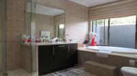 Main Bathroom - 20 square meters of property in Broadacres