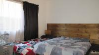 Main Bedroom - 18 square meters of property in Halfway Gardens