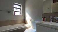 Bathroom 1 - 6 square meters of property in Bryanston
