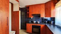 Kitchen - 12 square meters of property in Palm Ridge