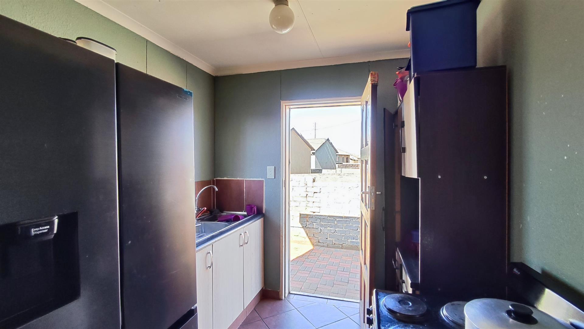 Kitchen - 6 square meters of property in Evaton West