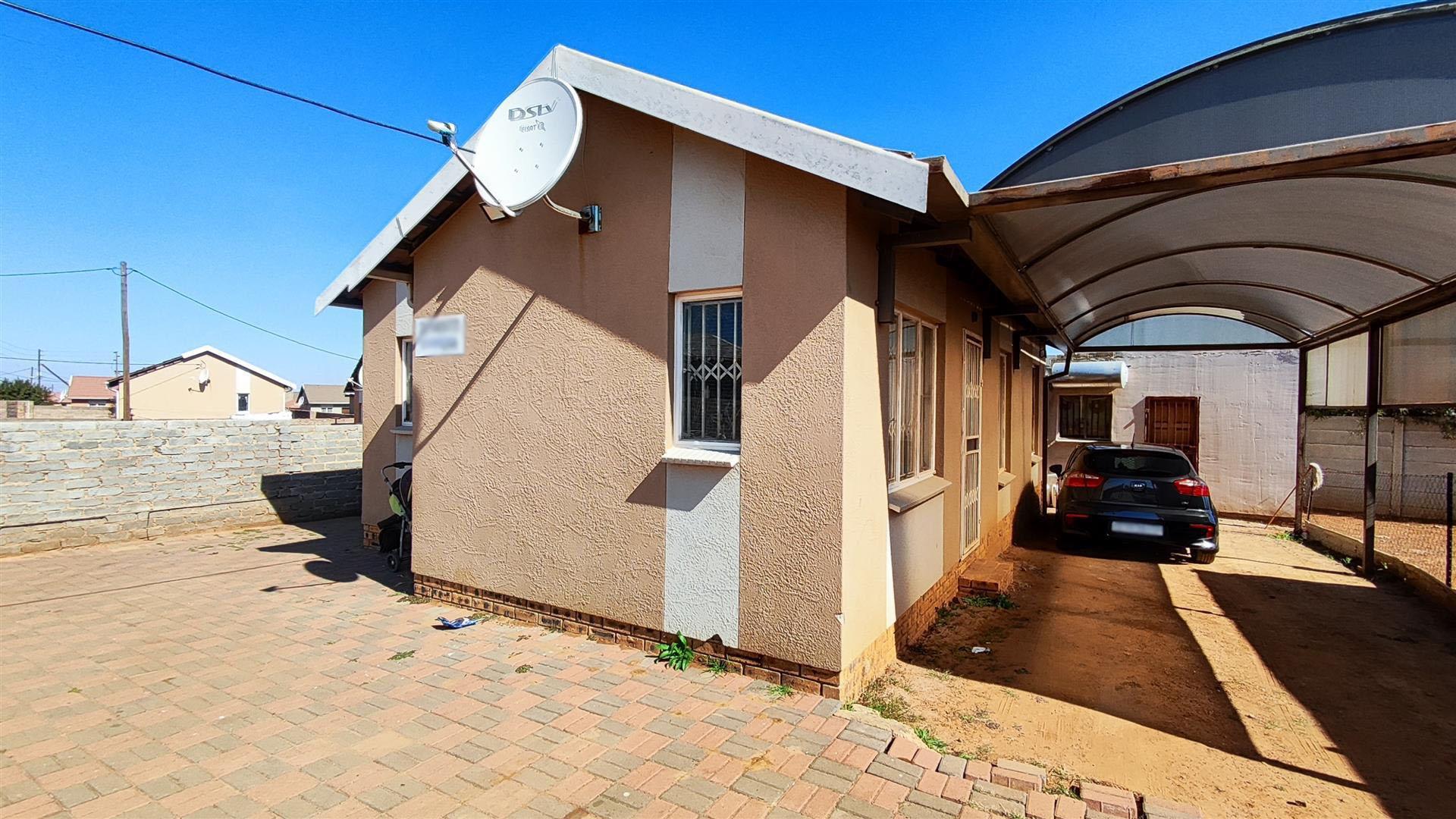 Front View of property in Evaton West