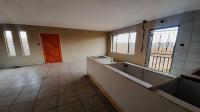 Kitchen of property in Greenhills
